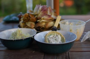 artichoke with tartare sauce